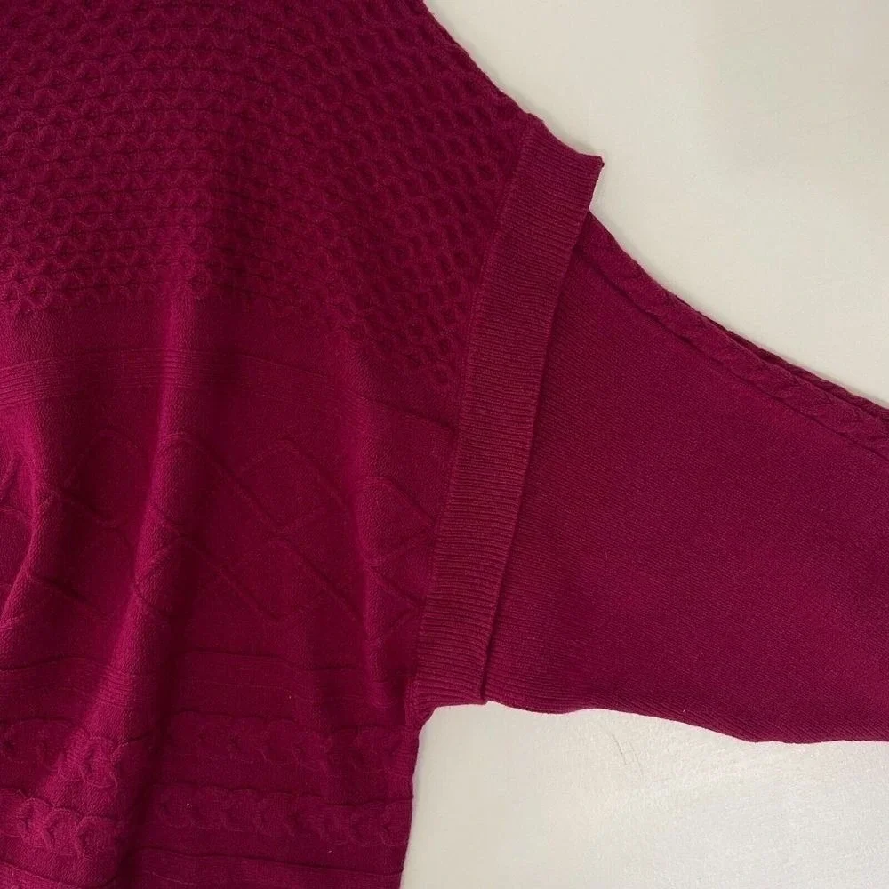 Marc New York Andrew Marc Women's Red Plum Turtleneck Cable Knit Sweater Size L‎